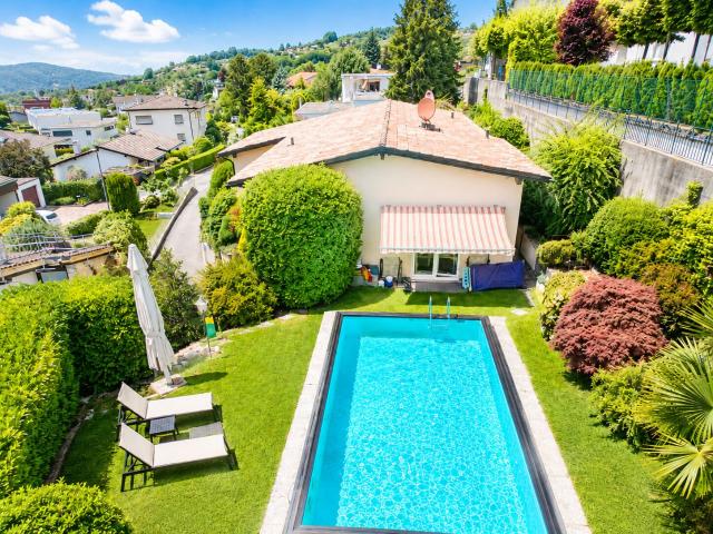 Einfamilienhaus kaufen in Comano, Tessin