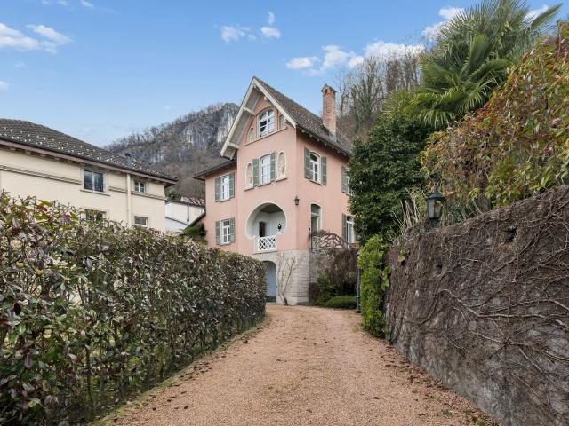 Einfamilienhaus mieten in Caslano, Distretto di Lugano