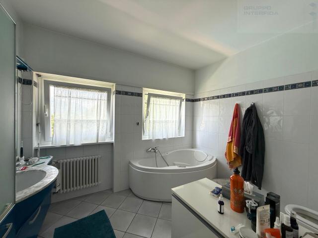 Einfamilienhaus kaufen in Mendrisio, Tessin