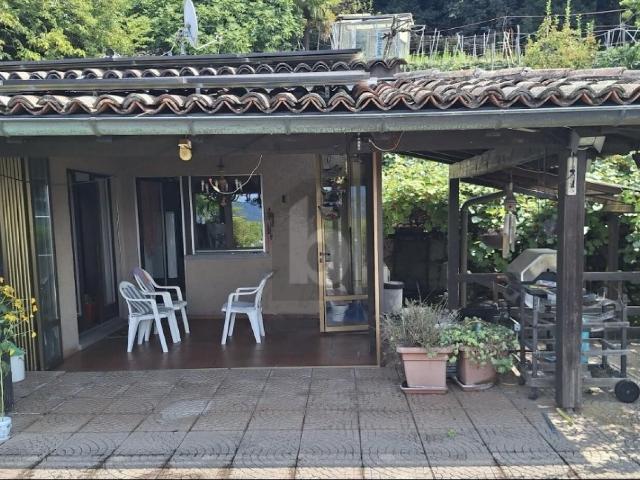 Einfamilienhaus kaufen in Carabbia, Lugano