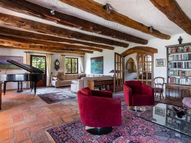 Einfamilienhaus kaufen in Echichens, District de Morges