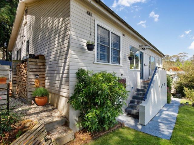 Villa for sale in Sydney, Blue Mountains City Council