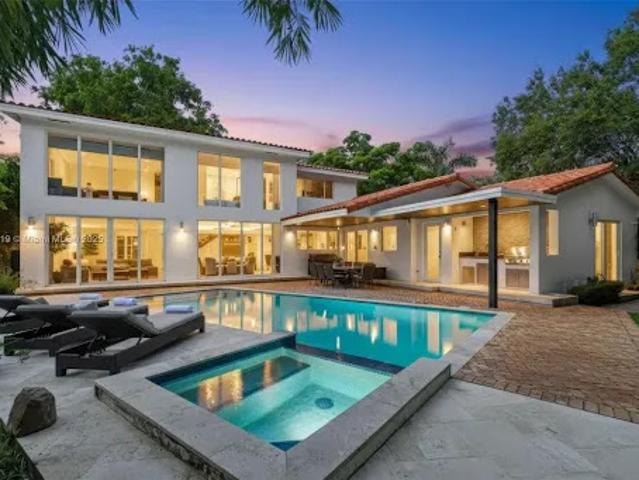 Detached House for sale in Miami, Florida
