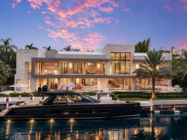 Detached House for sale in North Miami Beach, Miami-Dade County