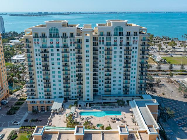 Villa for sale in Sarasota