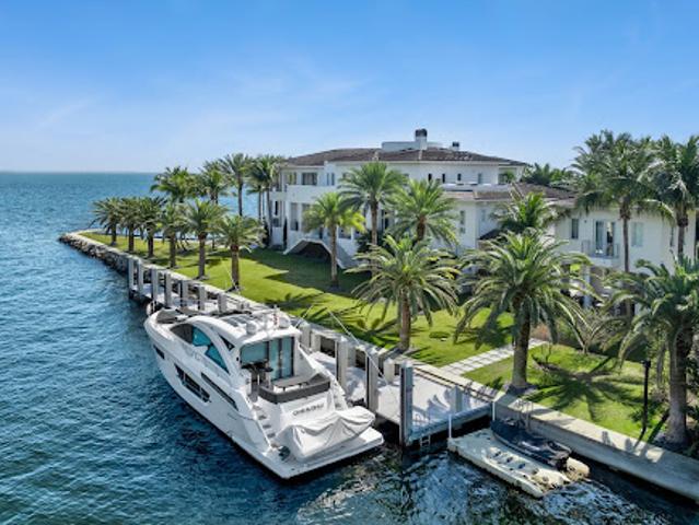 Villa for sale in Coral Gables Villa for sale in Coral Gables