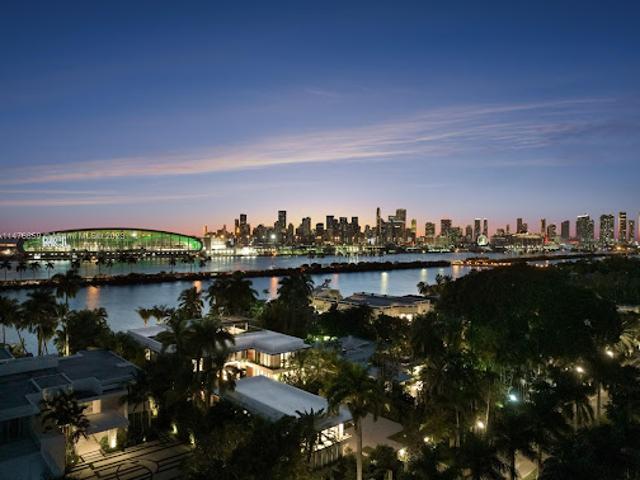 Villa for sale in Miami Beach Villa for sale in Miami Beach