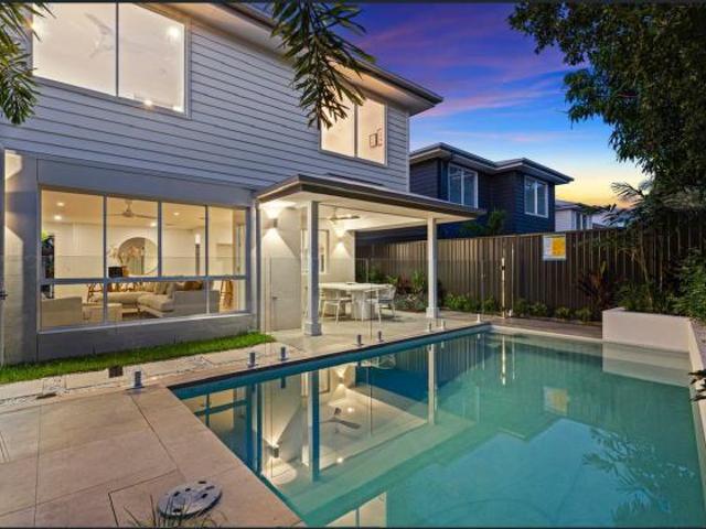 Villa for sale in Fernbrook, Queensland