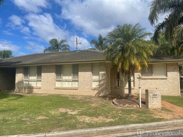 Villa for rent in Forster, Mid-Coast Council