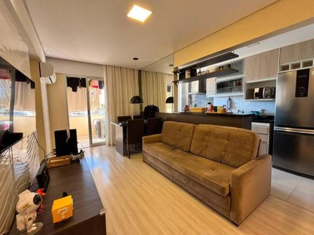 Apartamento venda em Região Geográfica Imediata do Distrito Federal, Região Integrada de Desenvolvimento do Distrito Federal e Entorno