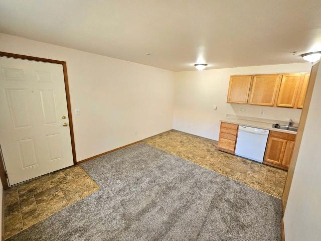Apartment for rent in Lakeview, Lakewood