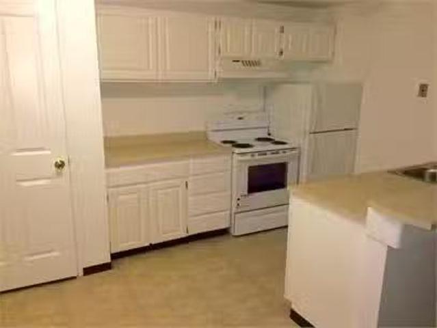 Condo for rent in Eureka