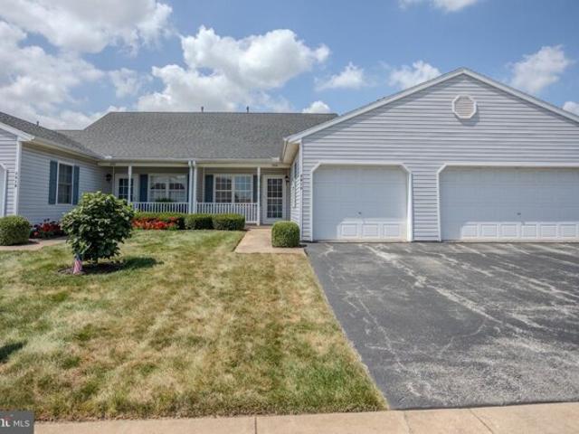Condo for sale in York