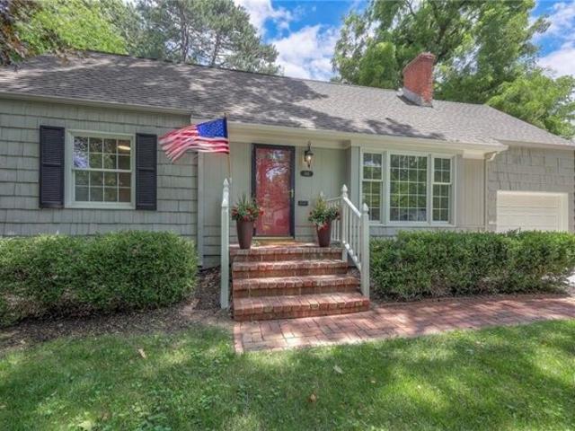 House for sale in Prairie Village