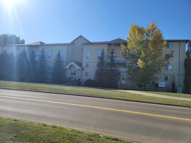 Apartment for rent in Wedgewood, Alberta