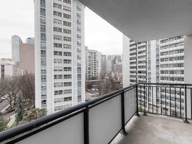 Apartment for rent in Toronto Centre, Toronto