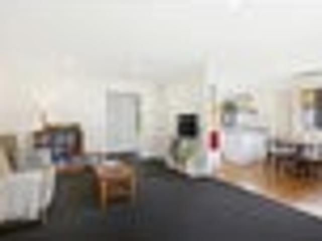 Townhouse for sale in Linden, Wellington