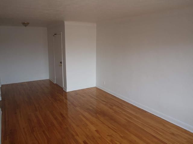 Apartment for rent in Mulhurst Bay, Ontario