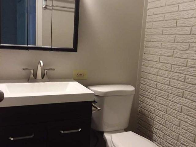 Apartment for rent in Hoffman Estates, Illinois