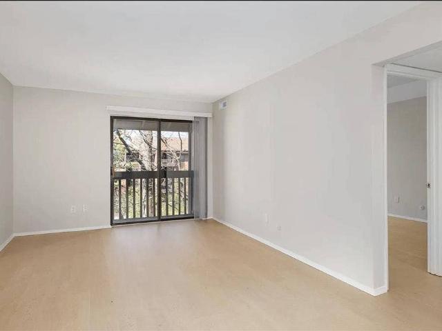 Room for rent in Creve Coeur, Missouri