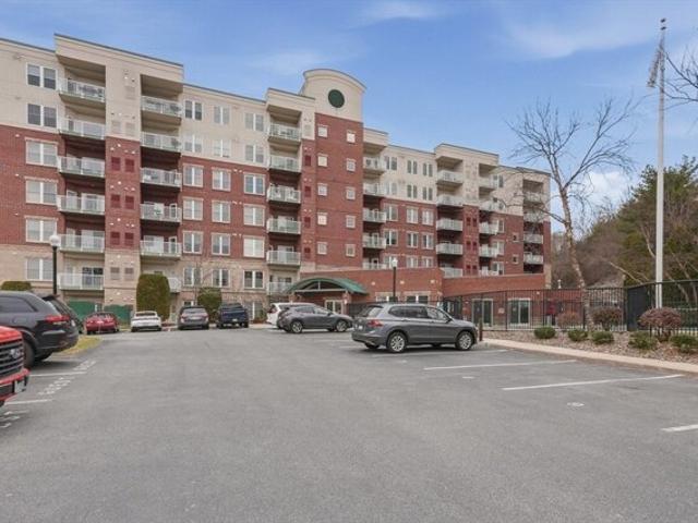 Condo for sale in Middleton, Massachusetts