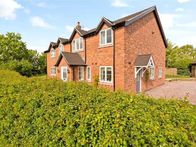 House for rent in Cheshire