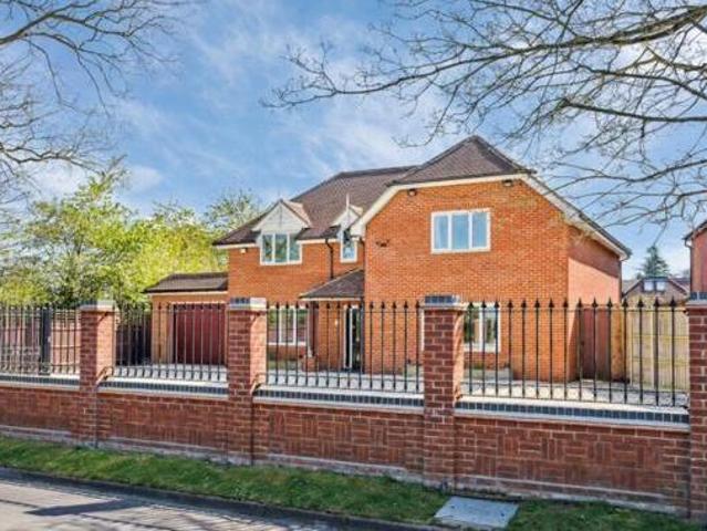 House for sale in Row Town, Surrey