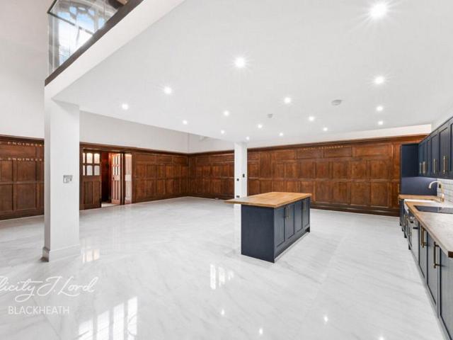 Apartment for rent in Shooters Hill, Greater London