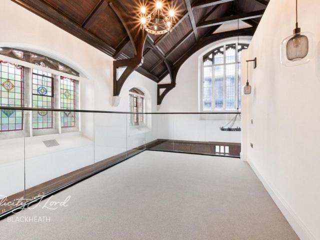 Apartment for rent in Shooters Hill, Greater London