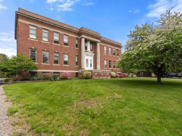 Condo for sale in Medway, Massachusetts