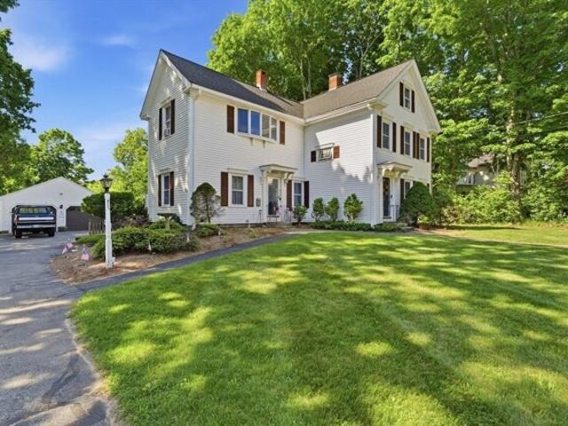 House for sale in Medway, Massachusetts