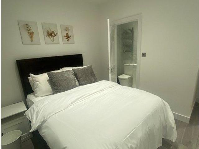 Apartment for rent in Lane, Greater London