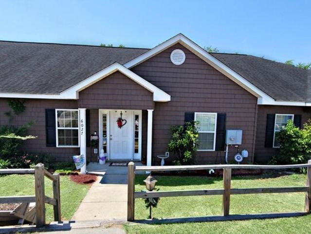 House for sale in Graniteville