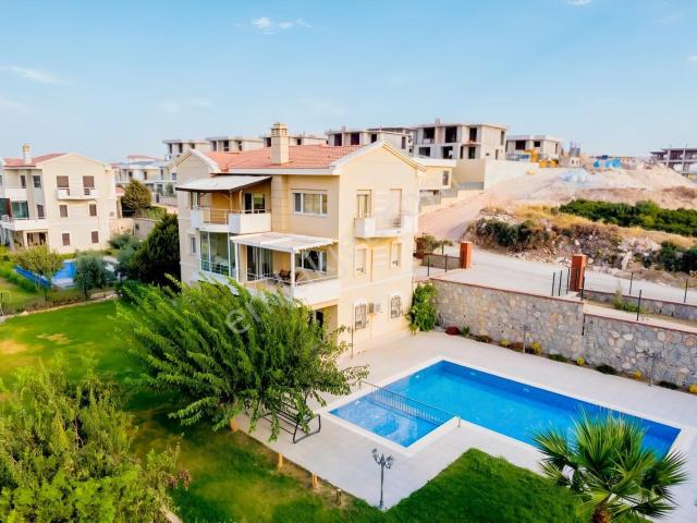 Villakent Mahallesi, Menemen içerisinde satılık Villa