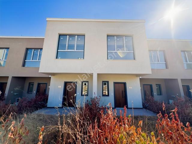 İzmir Serbest Bölgesi, Menemen içerisinde satılık Villa