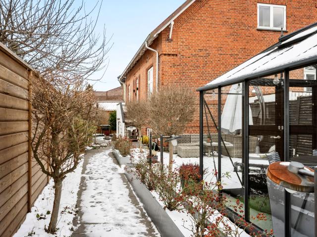 Ejendom til salg i Brøndby