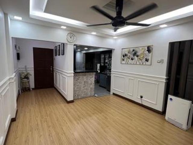 Condominium for sale in Petaling, Alam Impian