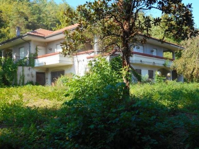 Villa Indipendente in vendita a Piemonte, Alessandria