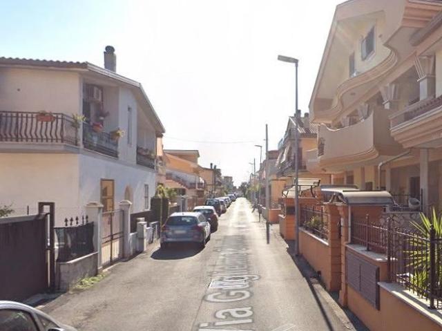 Appartamento in affitto a Guidonia Montecelio, Roma Capitale