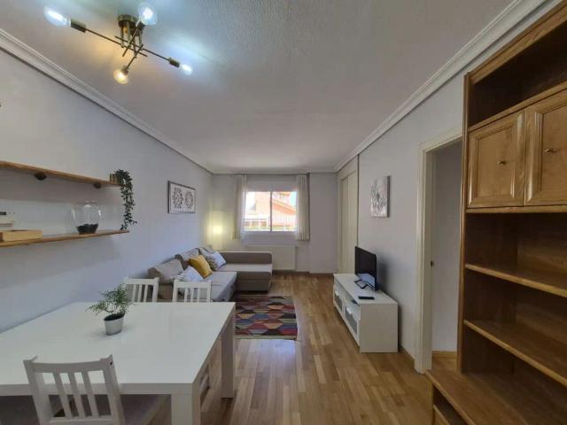 Apartamento en alquiler en Villanueva de la Cañada, Comunidad de Madrid