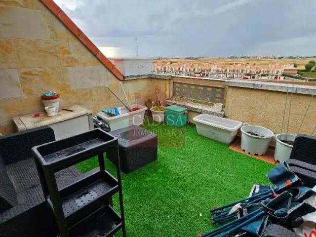 Apartamento en alquiler en Urbanización Las Coronas, Villares de la Reina