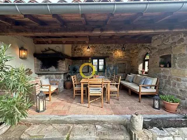 Maison vente à Saint-Étienne, Auvergne-Rhône-Alpes