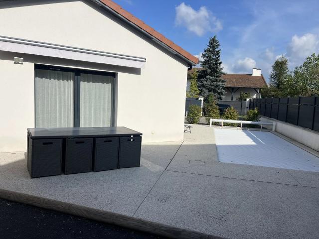 Maison vente à Saint-Étienne, Auvergne-Rhône-Alpes
