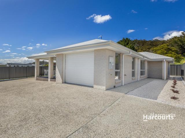 Apartment for rent in Sulphur Creek, Tasmania