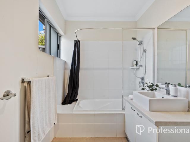 Villa for sale in Stirling, Western Australia