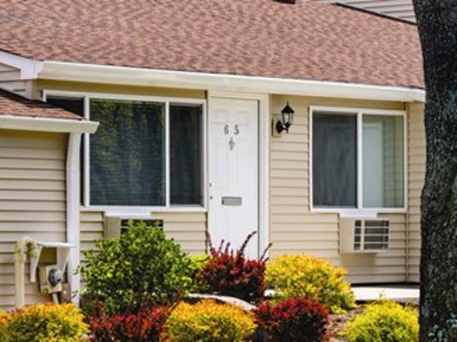 Apartment for rent in Manorville