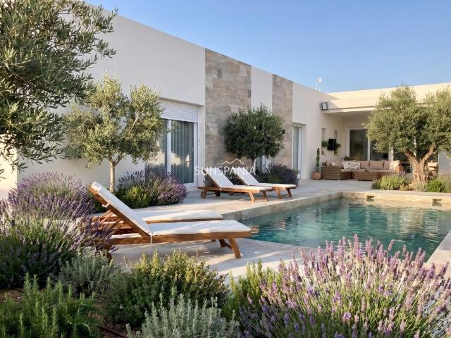 Casa en venta en La Columna, el Vinalopó Mitjà / El Vinalopó Medio