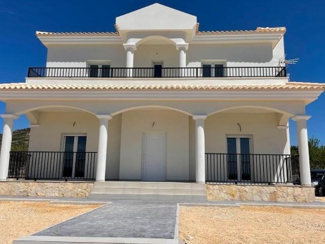 Casa en venta en El Pinós, Cañada del Trigo