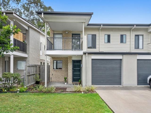Townhouse for sale in Toombul, Queensland