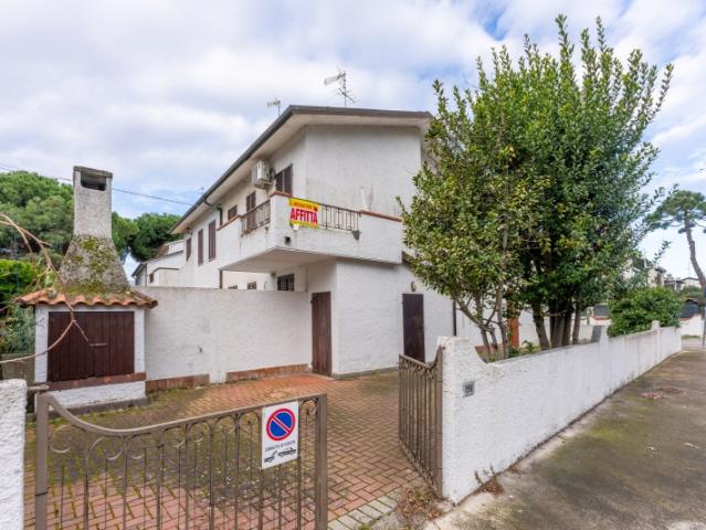 Villa Indipendente in affitto a San Marco, Reana Del Roiale